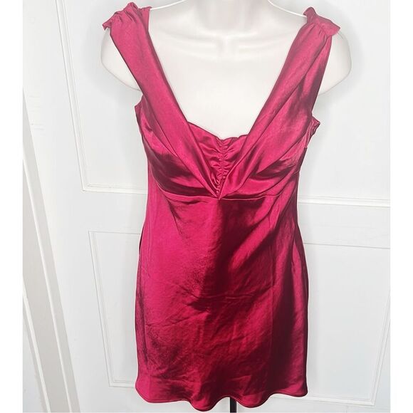 Princess Polly SADEE MINI DRESS RED Size 8 Nwot - Picture 2 of 7